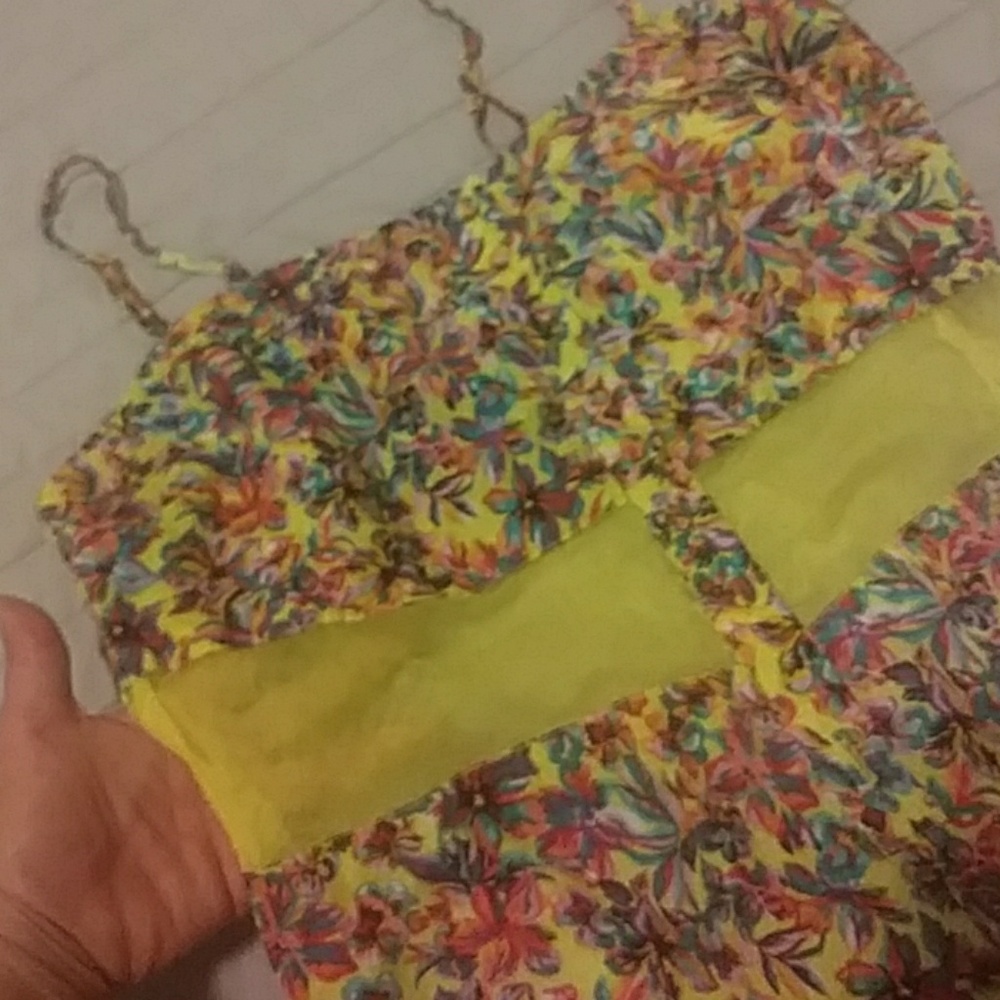 Beach romper - Picture 2 of 4